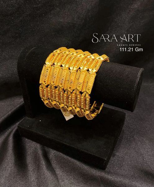 Manchette MN-001: gold bangle set, 111.21 g, SARA ART Dubai