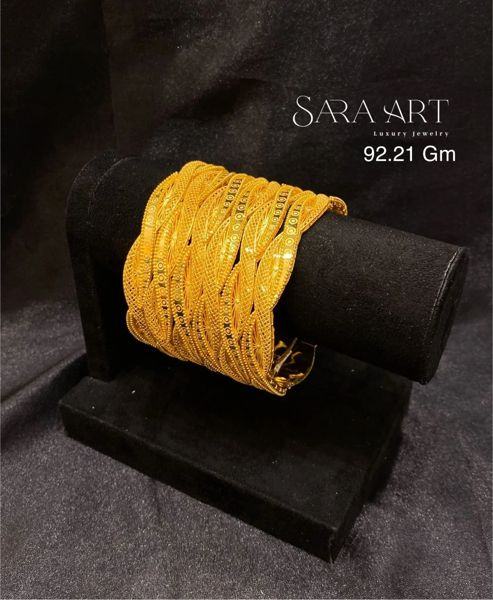 Manchette MN-009: gold bangle set, 92.21 g, SARA ART Dubai
