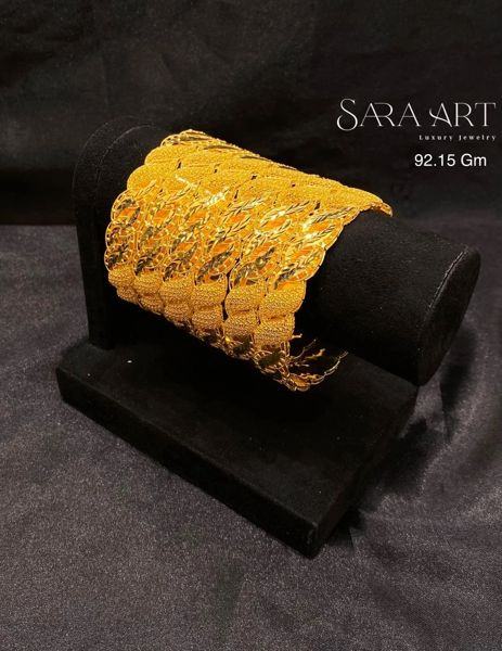 Manchette MN-023: gold bangle set, 92.15 g, SARA ART Dubai